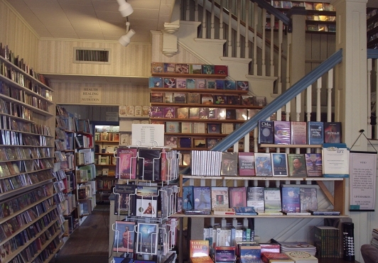 Phoenix Books on High Street, Columbus